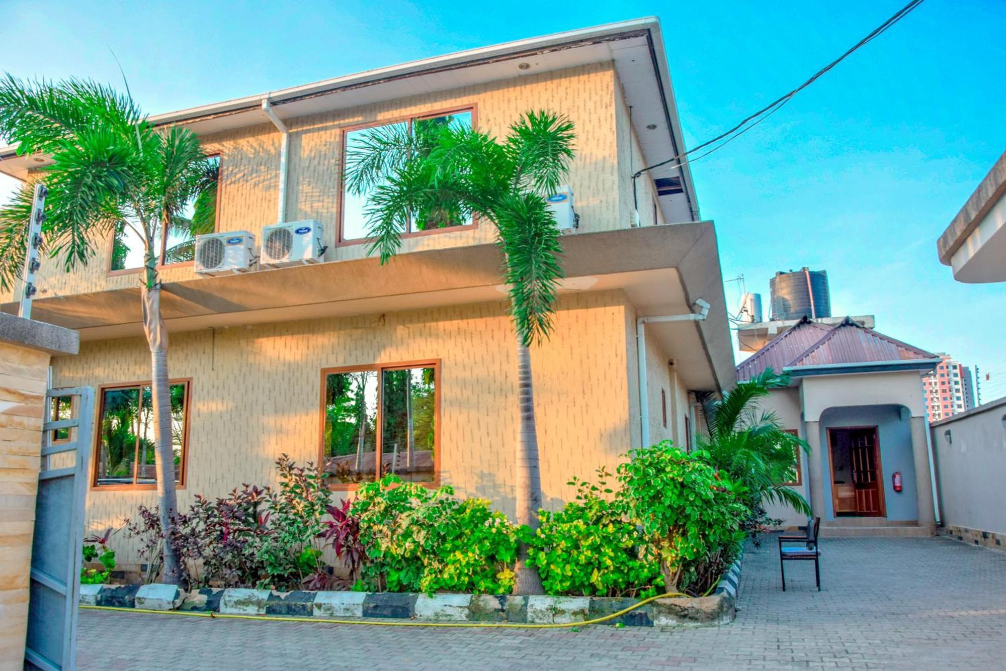 Ostello K27 Premier Backpackers Dar es Salaam Esterno foto