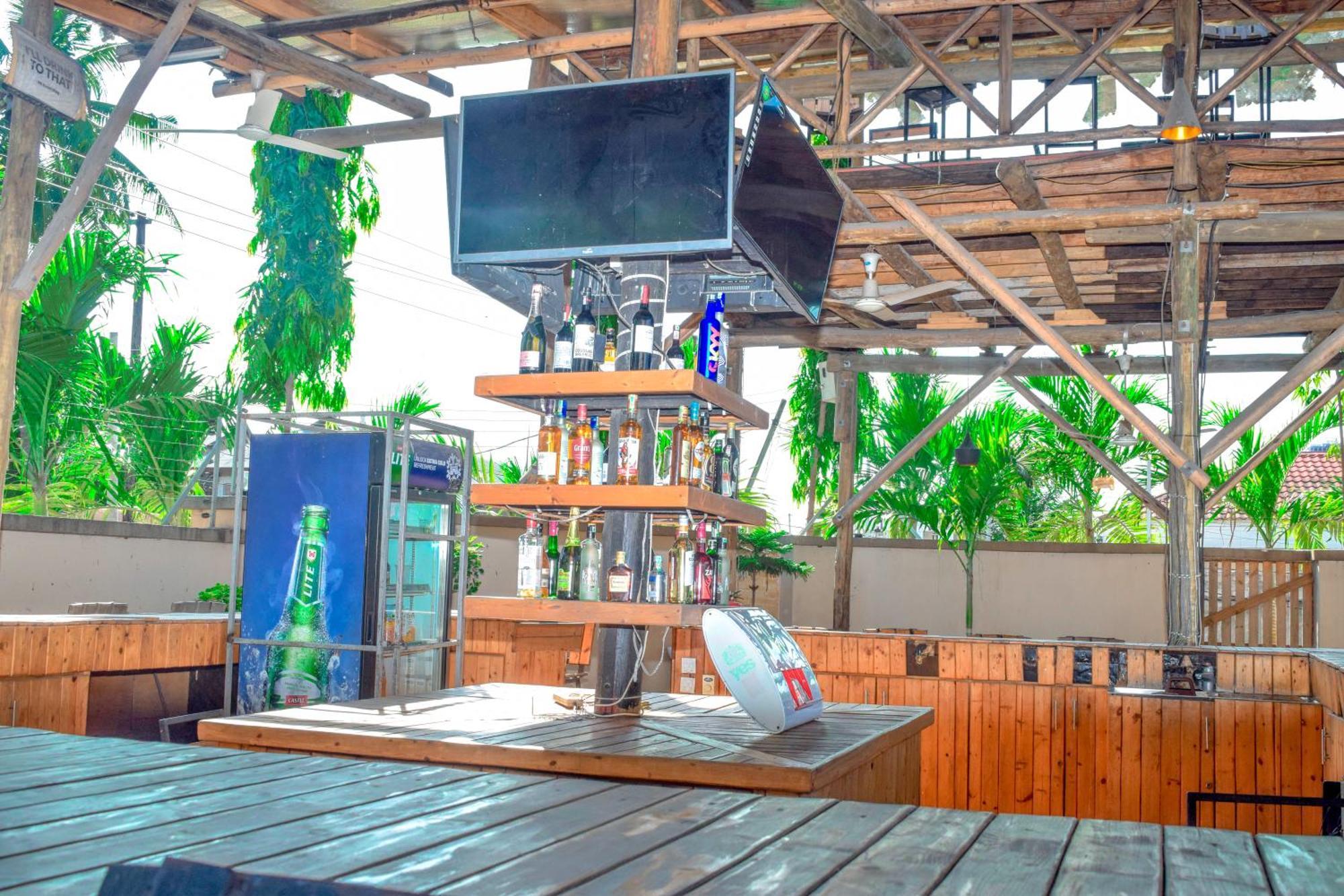 Ostello K27 Premier Backpackers Dar es Salaam Esterno foto