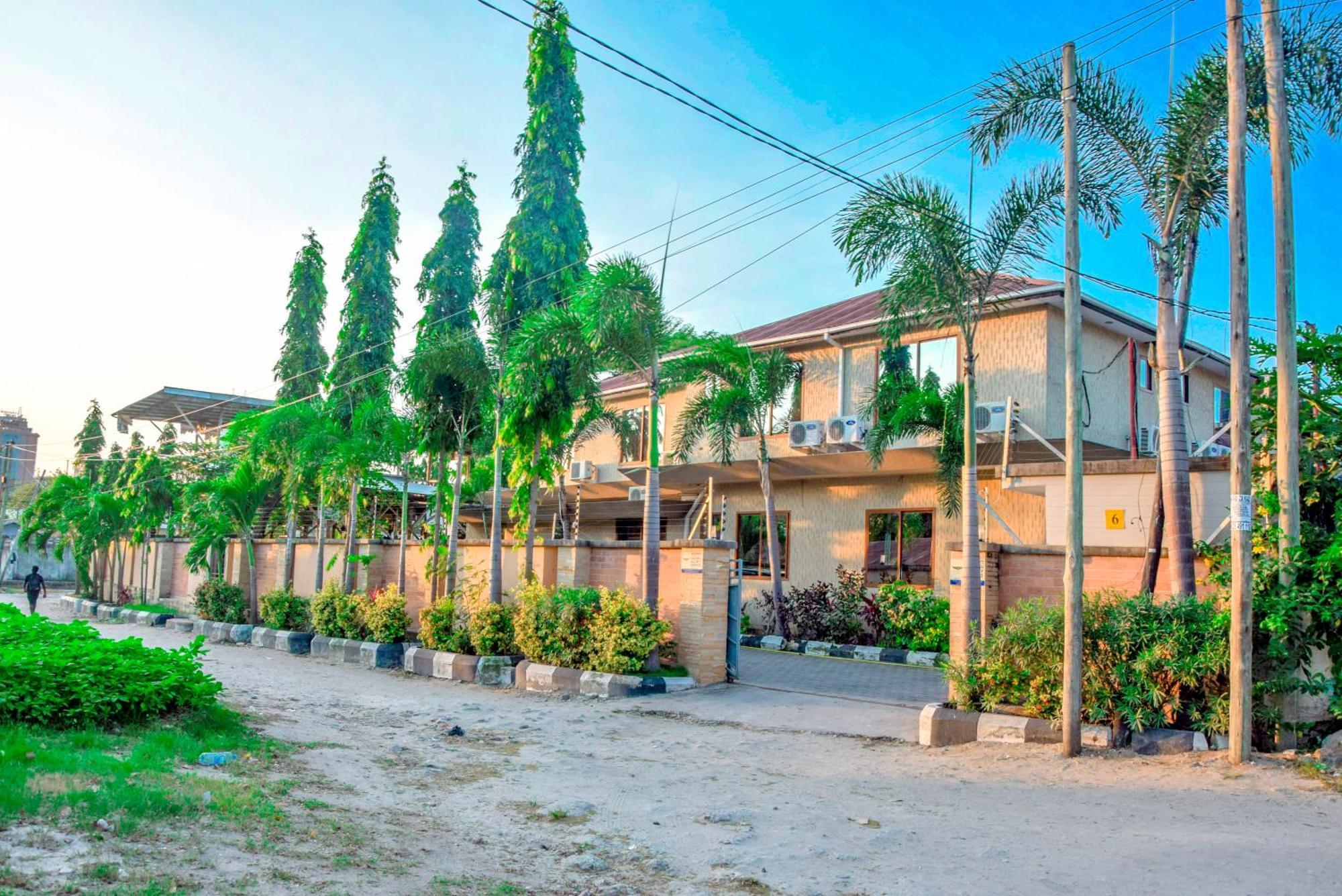 Ostello K27 Premier Backpackers Dar es Salaam Esterno foto