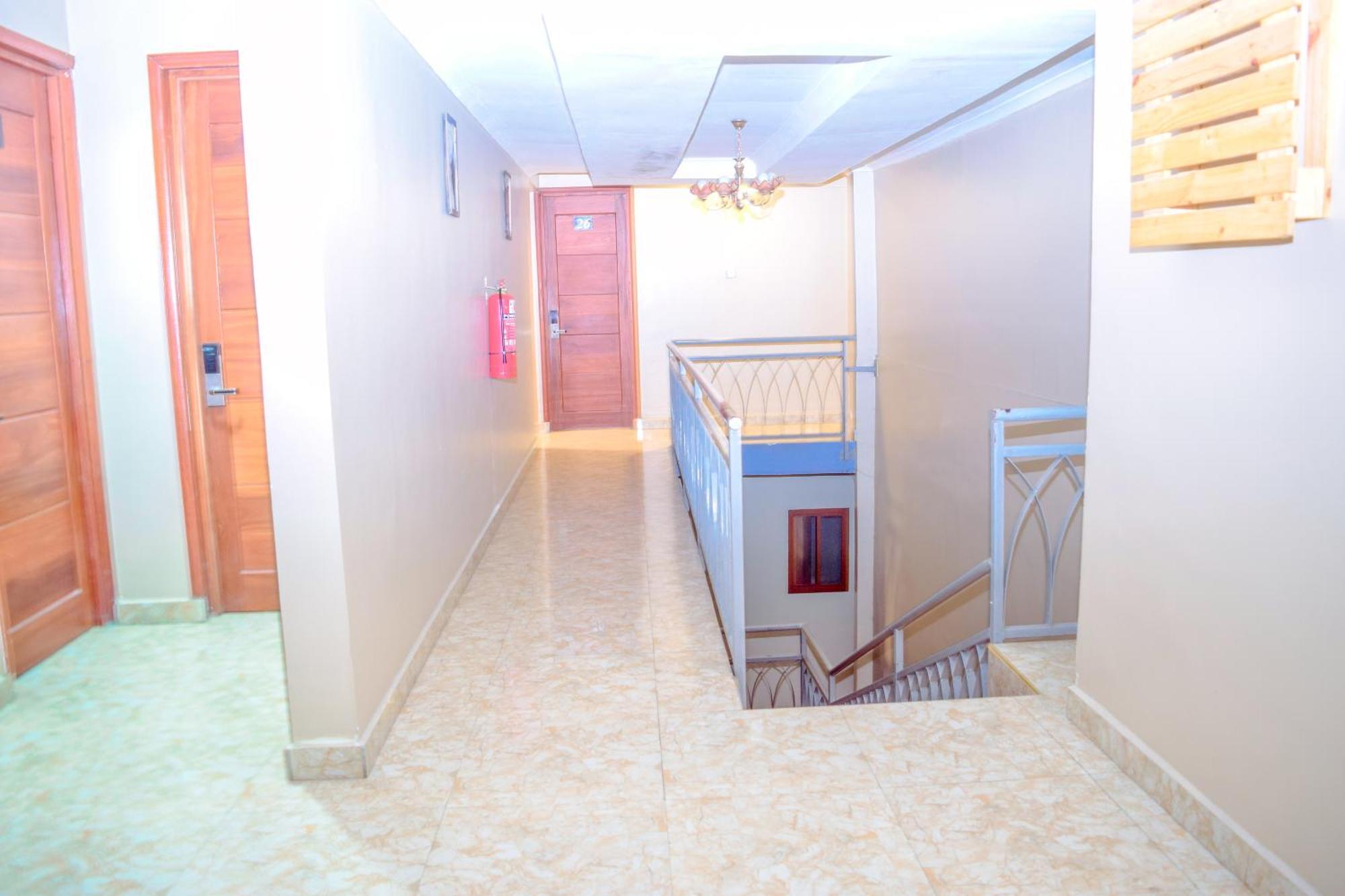Ostello K27 Premier Backpackers Dar es Salaam Esterno foto