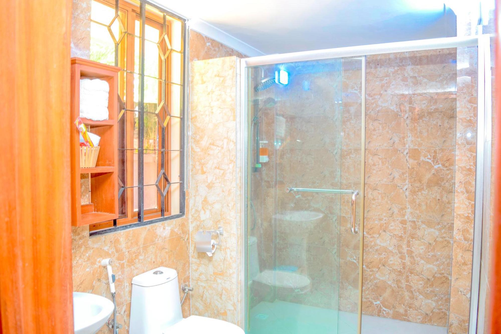 Ostello K27 Premier Backpackers Dar es Salaam Esterno foto